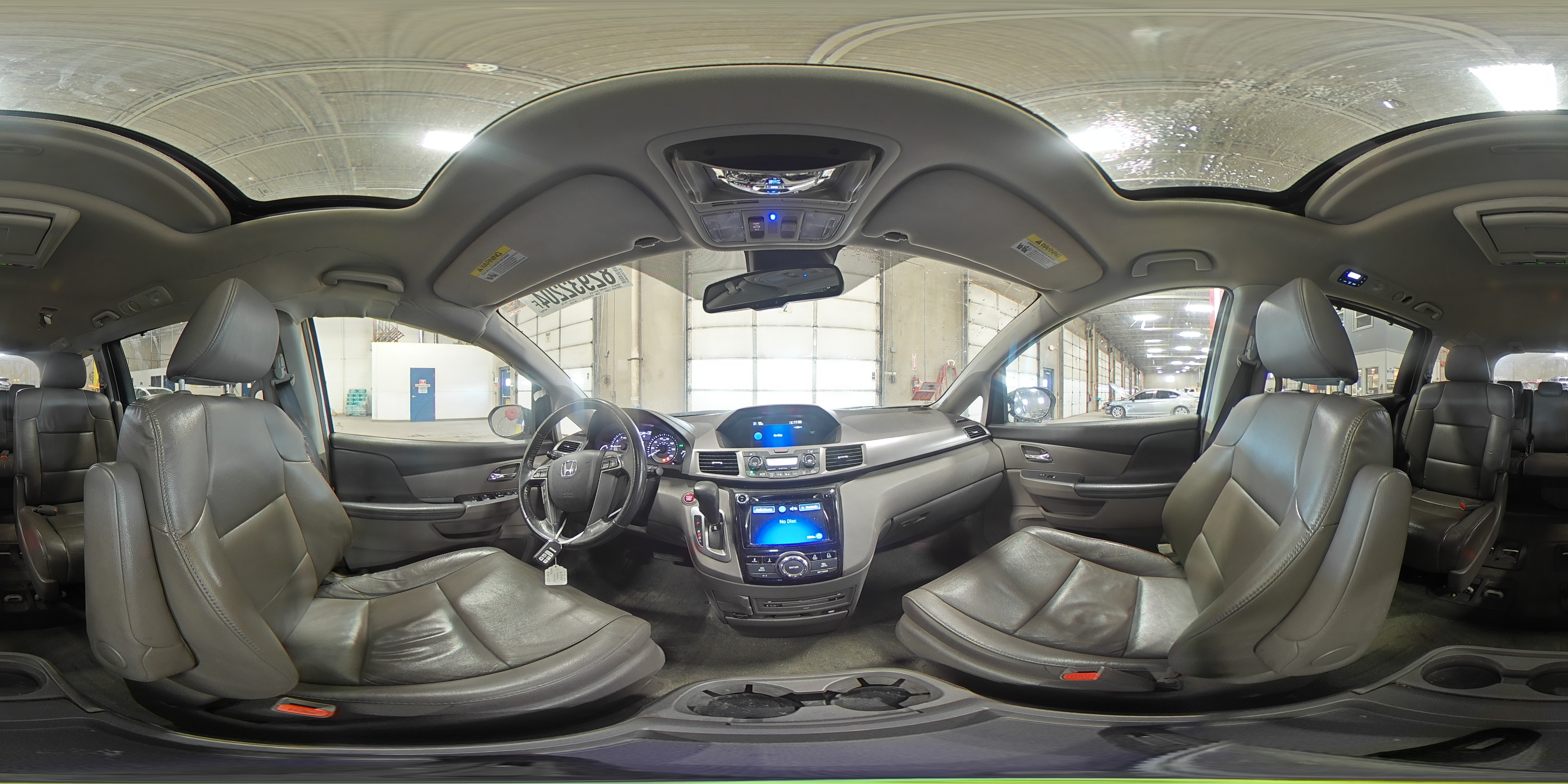 2016 Honda Odyssey - Image 13