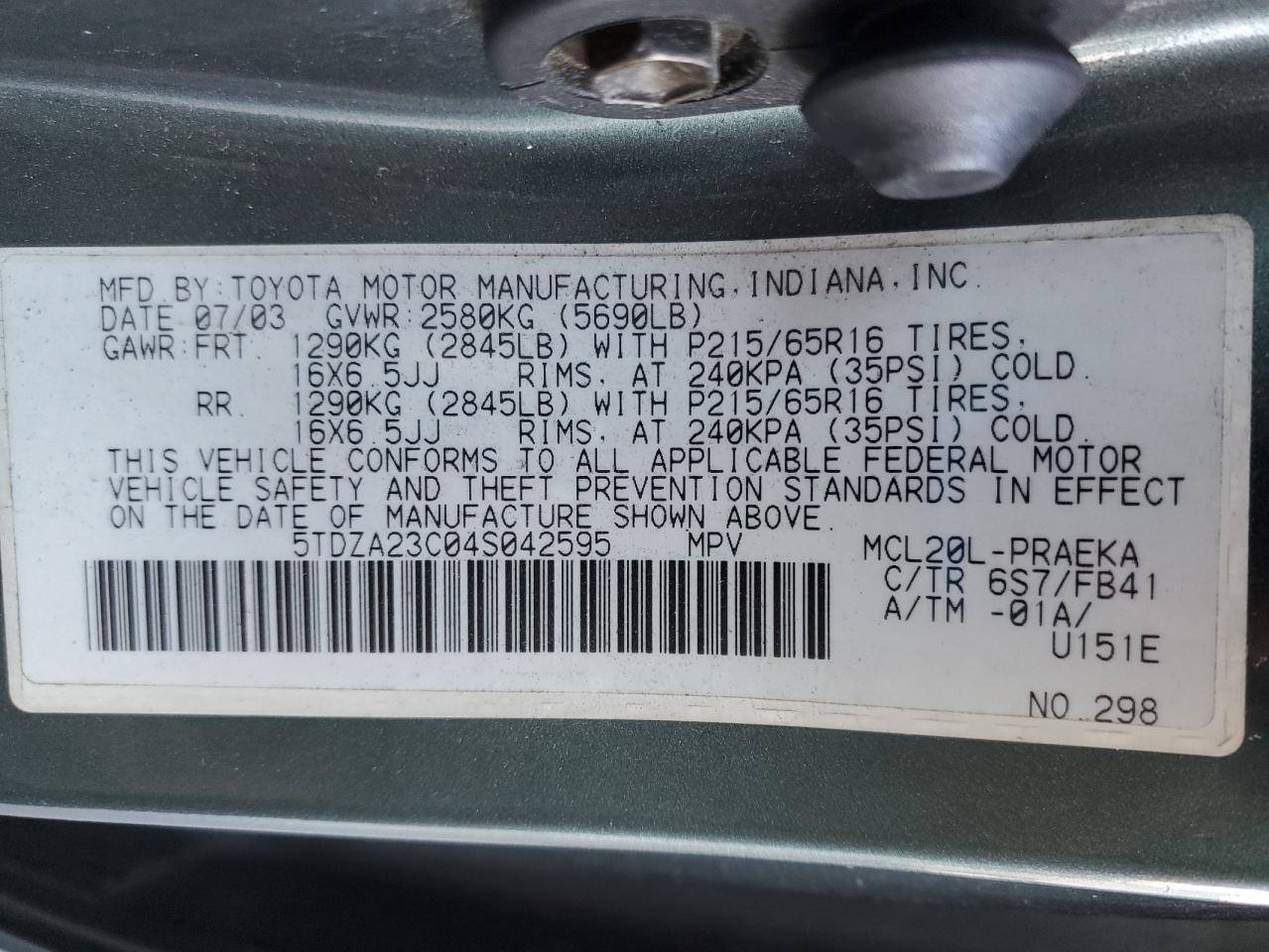 2004 Toyota Sienna - Image 13