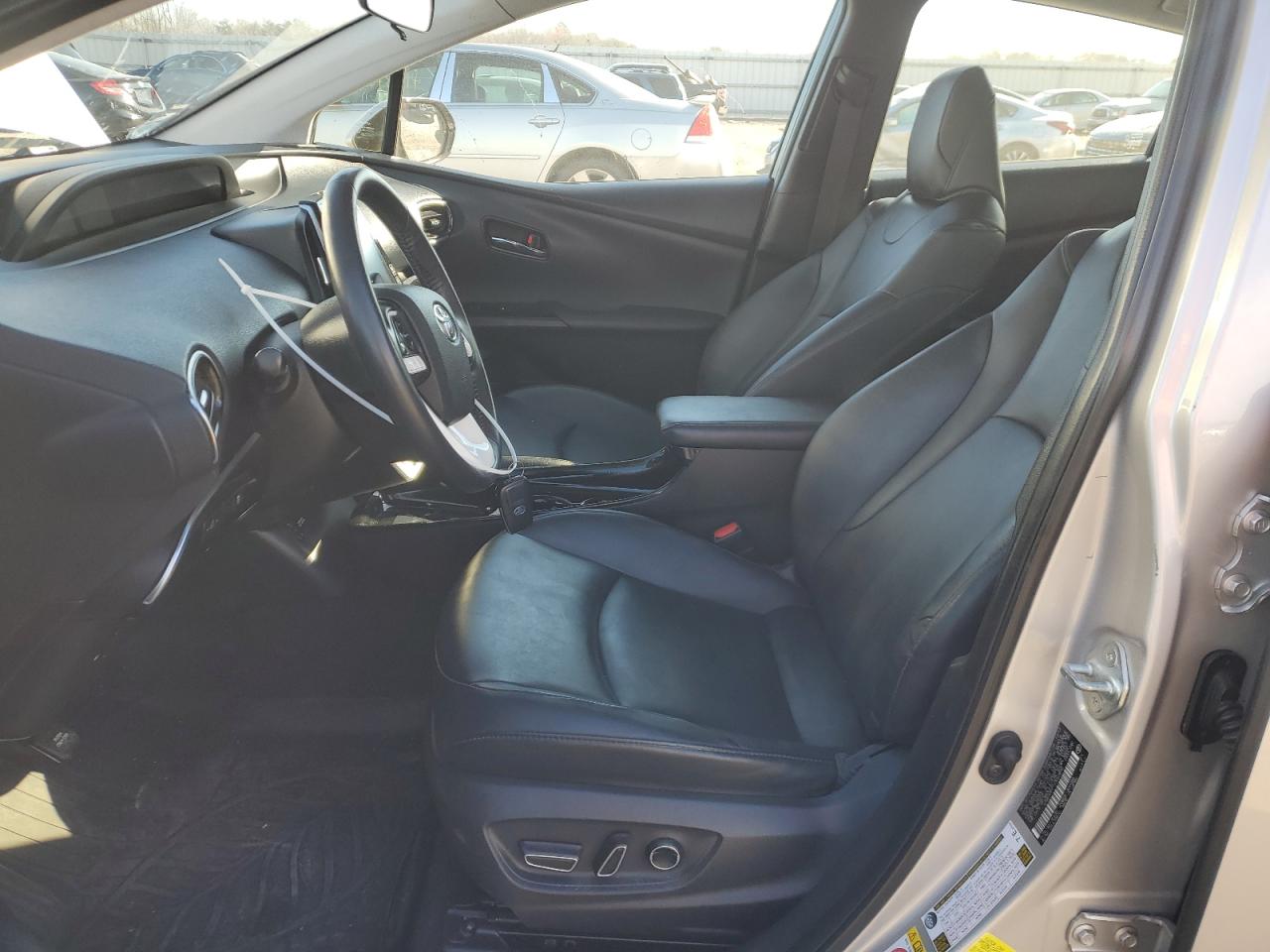 2017 Toyota Prius - Image 7