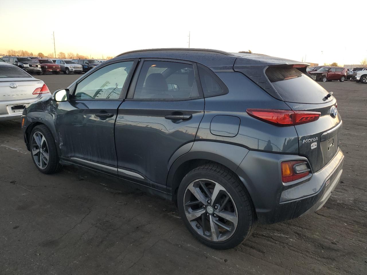 VIN KM8K3CA5XJU067416 2018 HYUNDAI KONA no.2