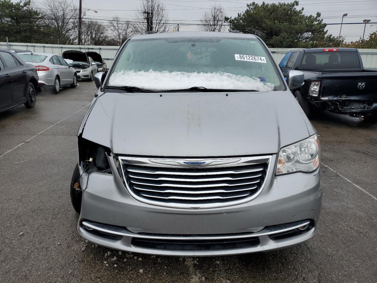 VIN 2C4RC1CG7GR215873 2016 CHRYSLER MINIVAN no.5