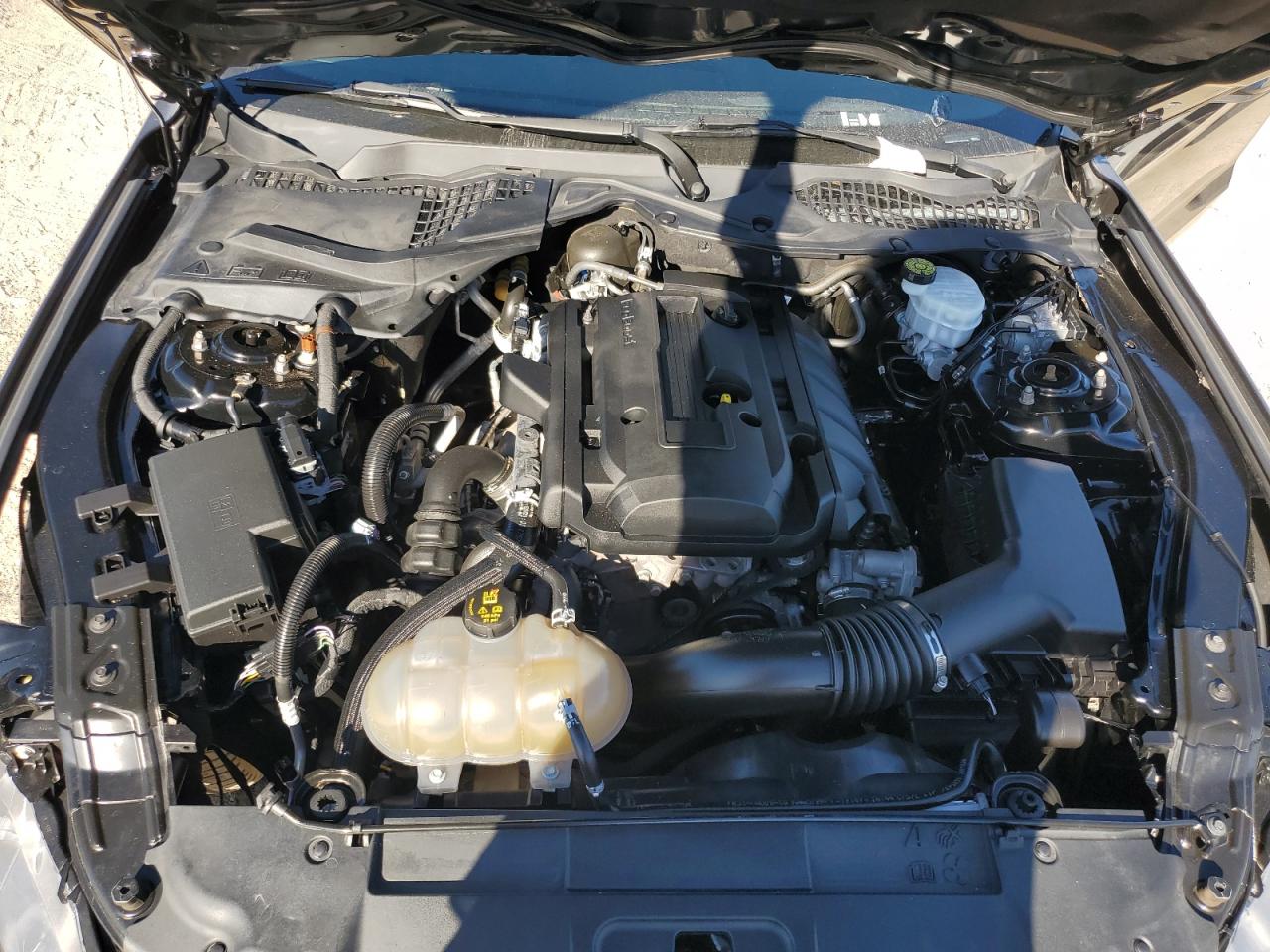 2020 Ford Mustang - Image 11