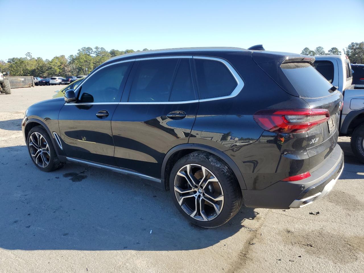 VIN 5UXCR6C08P9P62773 2023 BMW X5 no.2