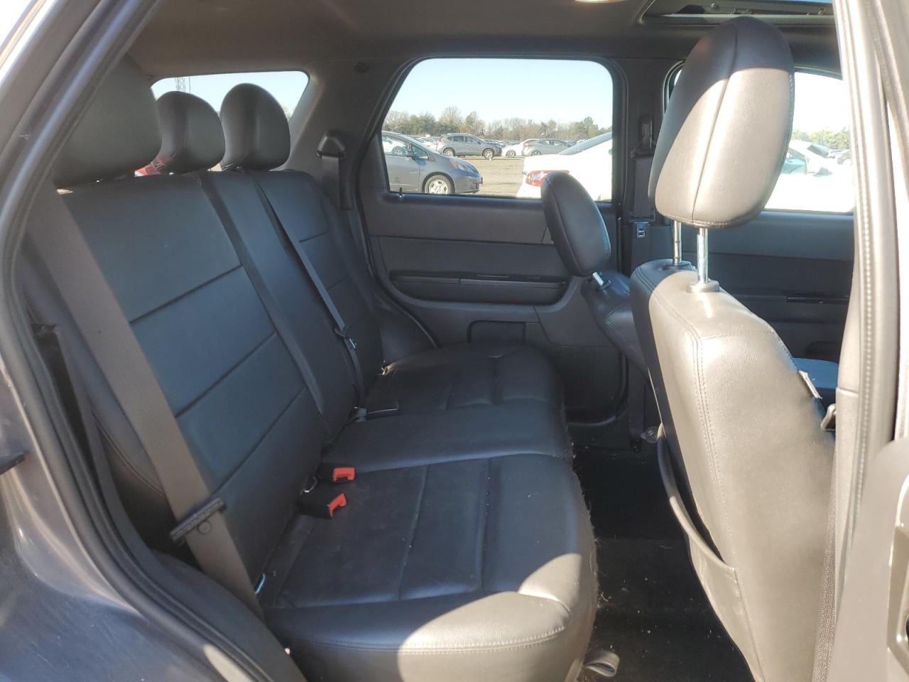 2012 Ford Escape - Image 11