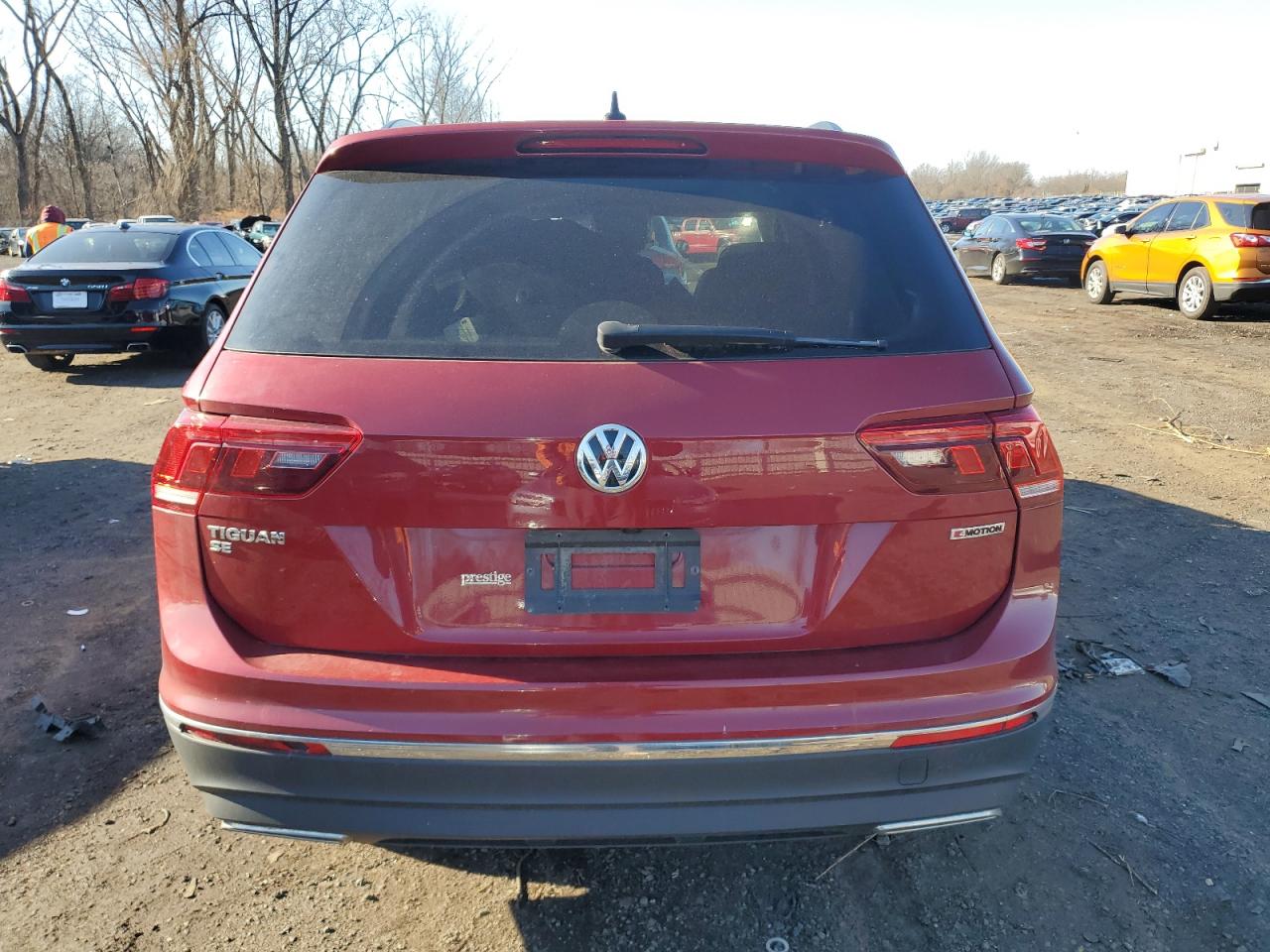 2020 Volkswagen Tiguan - Image 6