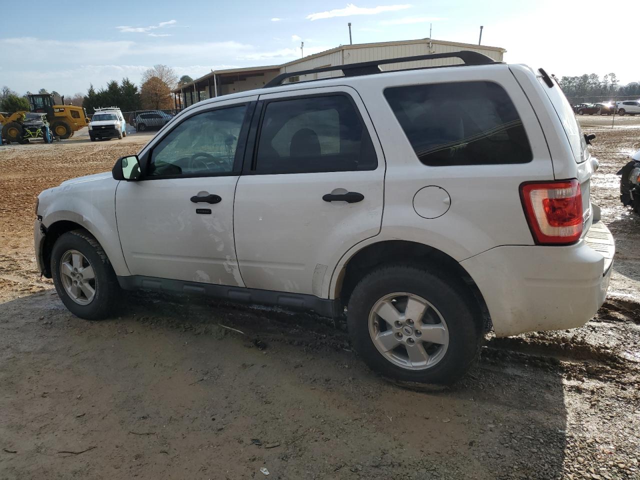 2011 Ford Escape - Image 2
