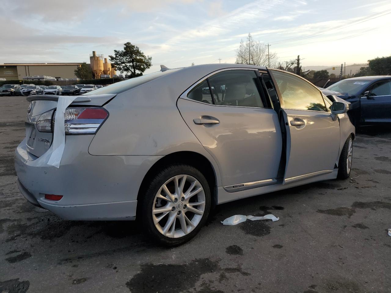 2010 Lexus HS - Image 3