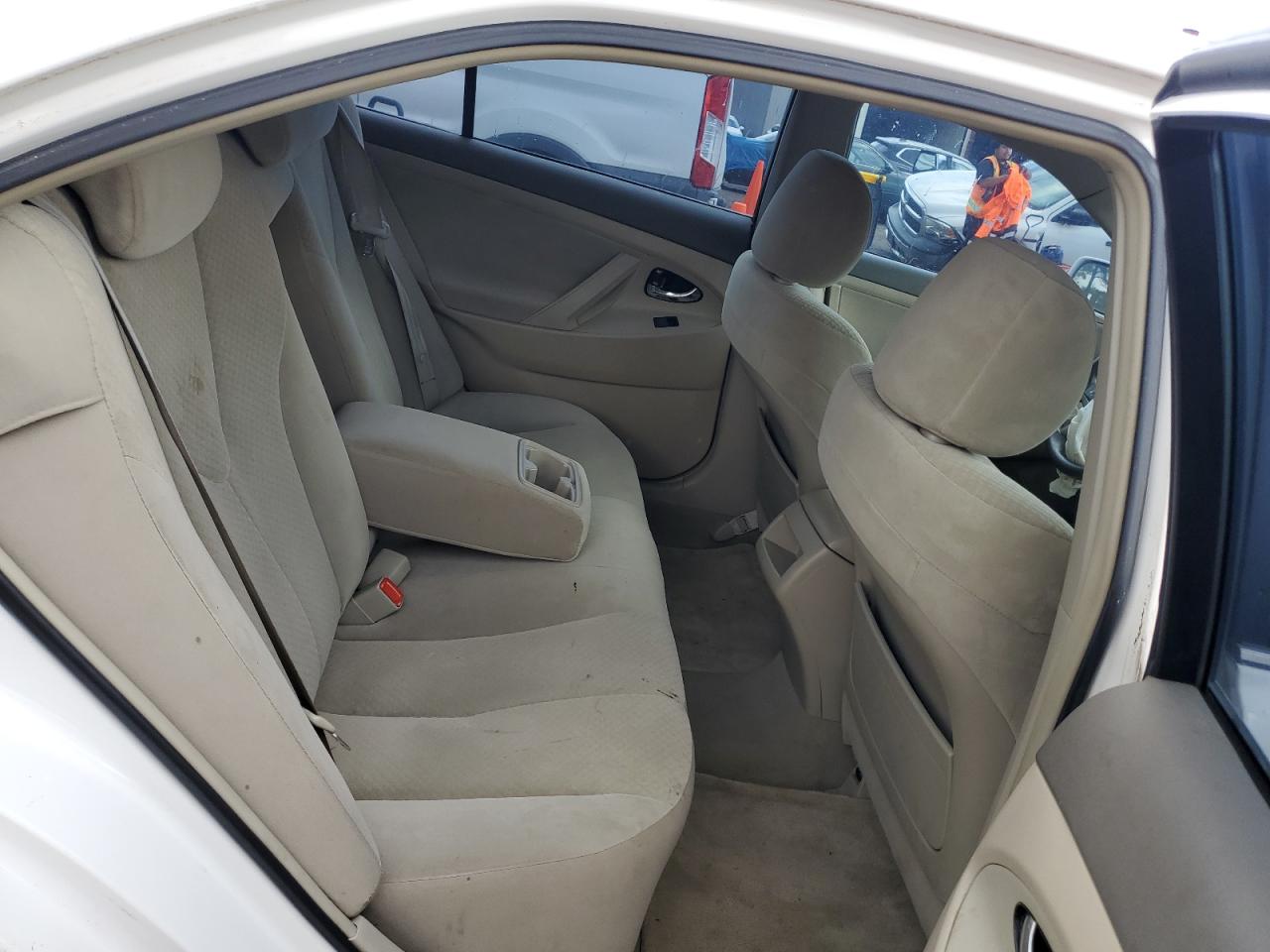 2009 Toyota Camry - Image 10