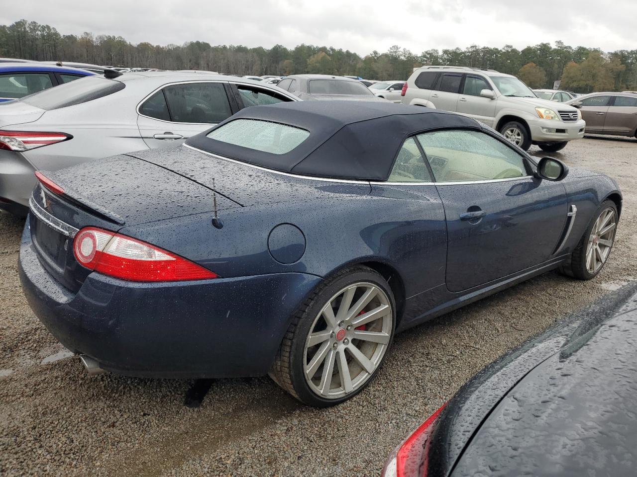 2007 Jaguar XK - Image 3