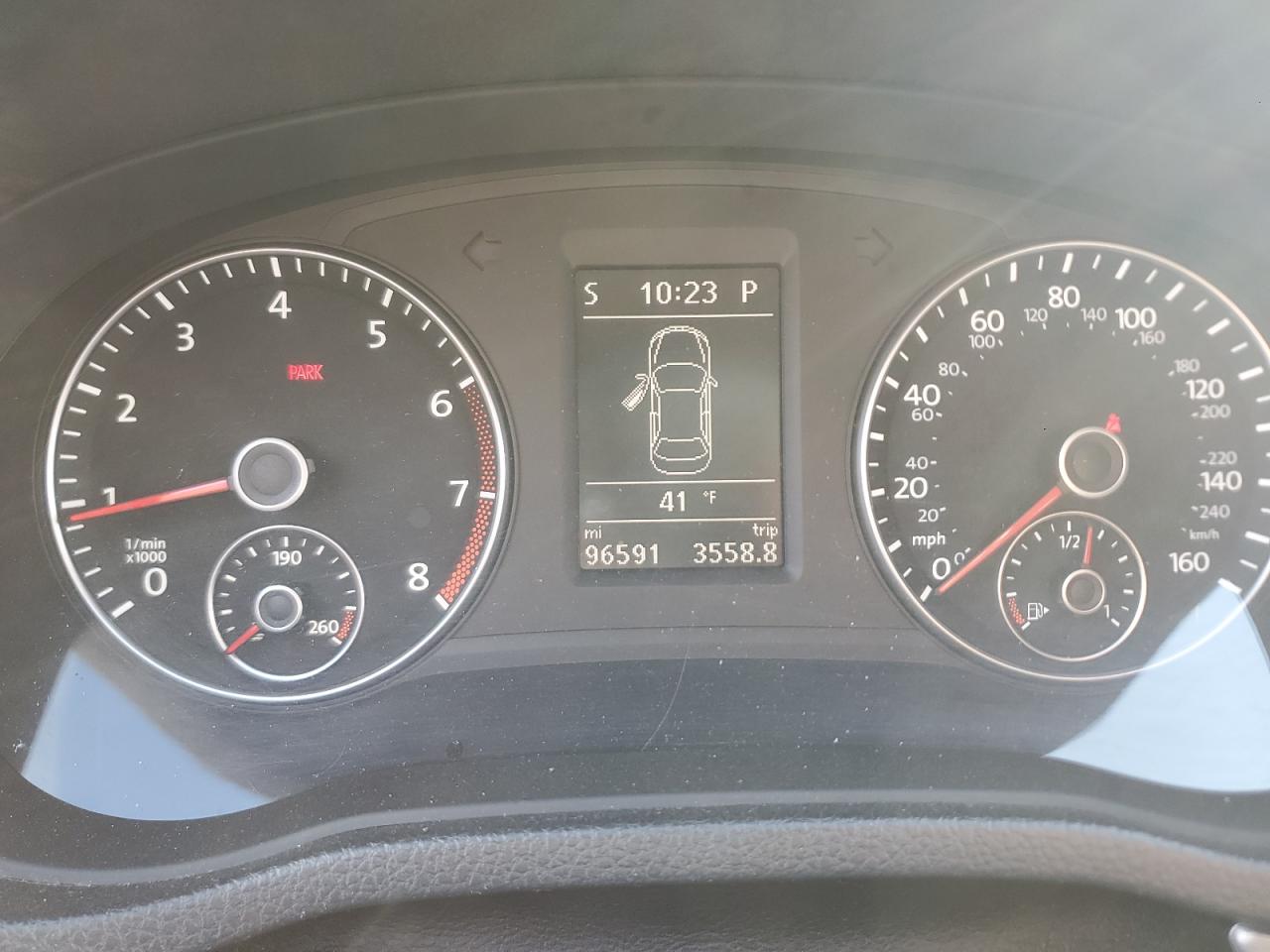 2014 Volkswagen Passat - Image 9