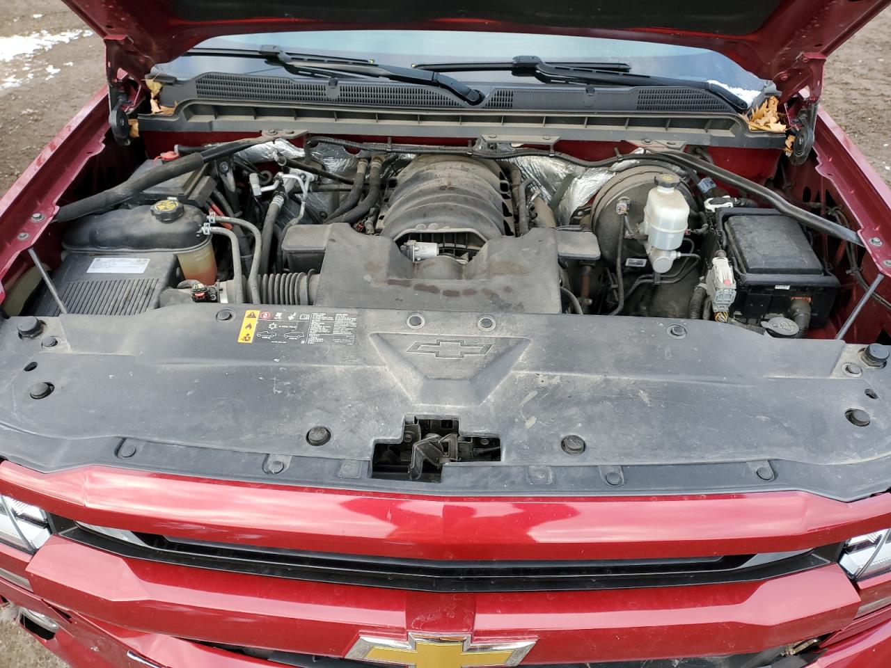 2018 Chevrolet Silverado - Image 11