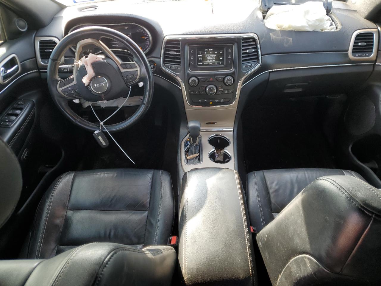 2017 Jeep Grand Cherokee - Image 8