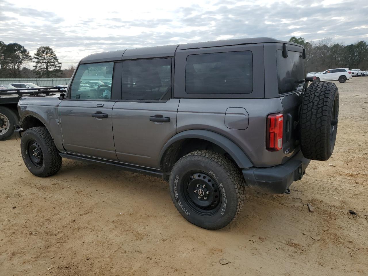 2022 Ford Bronco Base VIN: 1FMDE5BH1NLB04467 Lot: 86245454