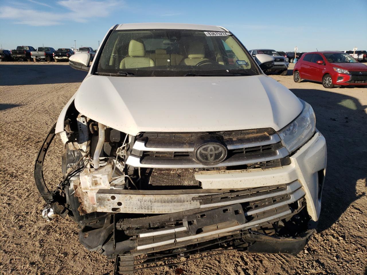 2018 Toyota Highlander - Image 5