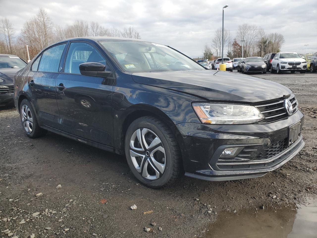 VIN 3VWDB7AJ7JM210232 2018 VOLKSWAGEN JETTA no.4