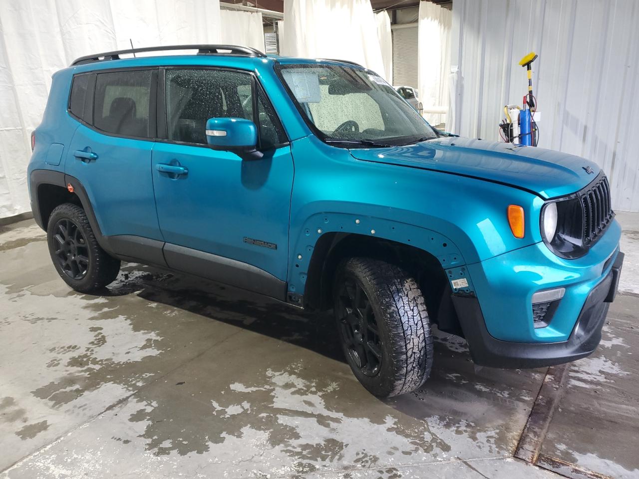 2020 Jeep Renegade - Image 4