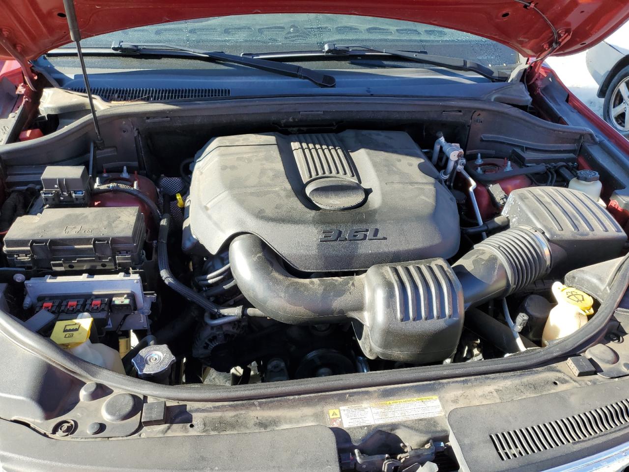 2011 Jeep Grand Cherokee - Image 12