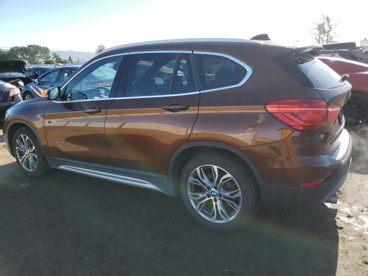 VIN WBXHT3C38GP885148 2016 BMW X1 no.2