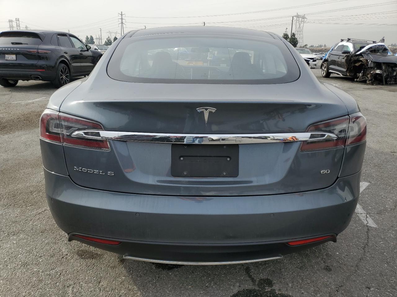 VIN 5YJSA1CG6DFP23153 2013 TESLA MODEL S no.6