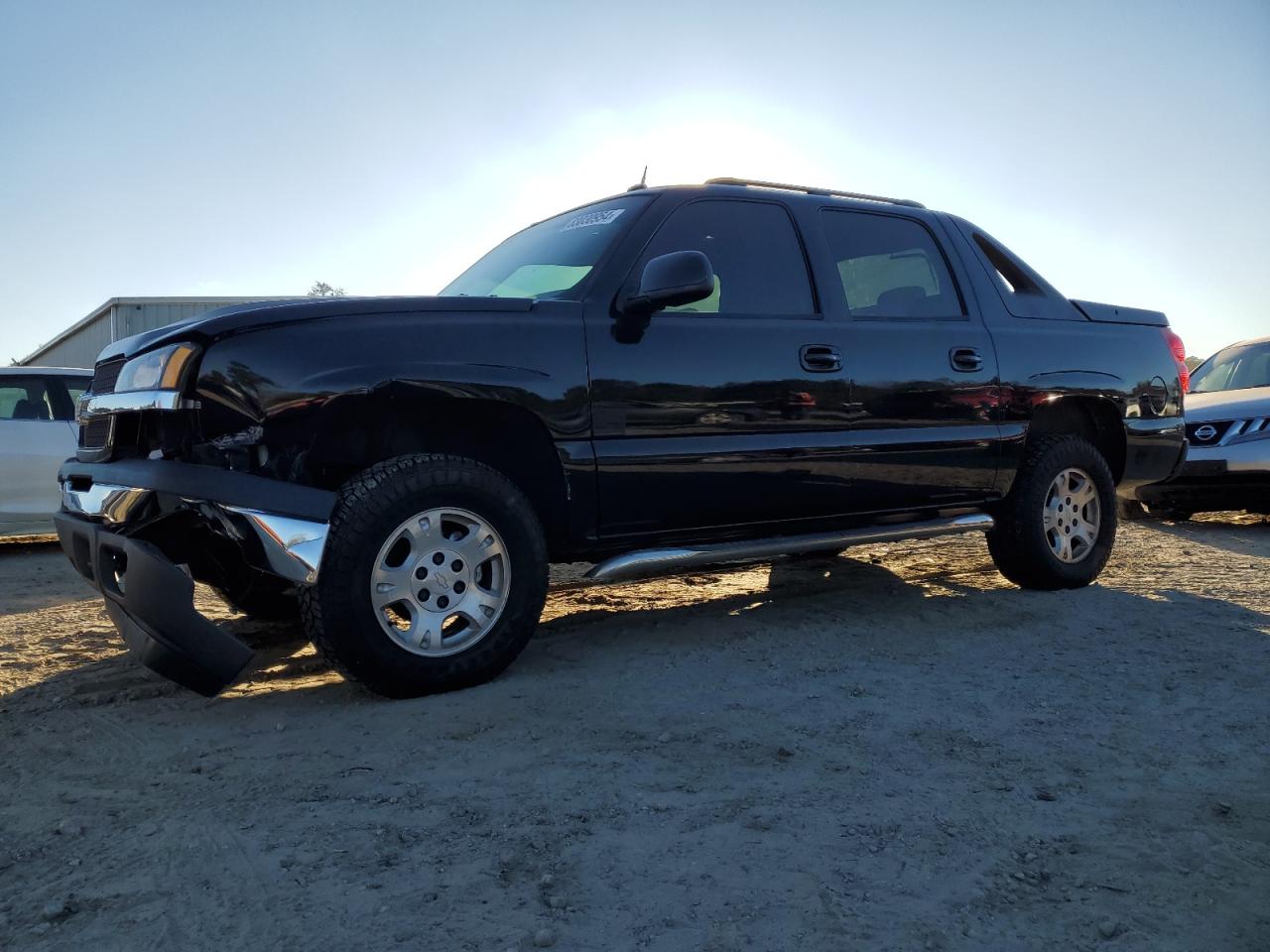 2005 Chevrolet Avalanche - Image 1