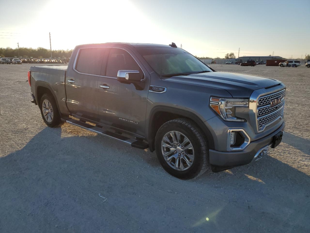 2020 GMC Sierra - Image 4