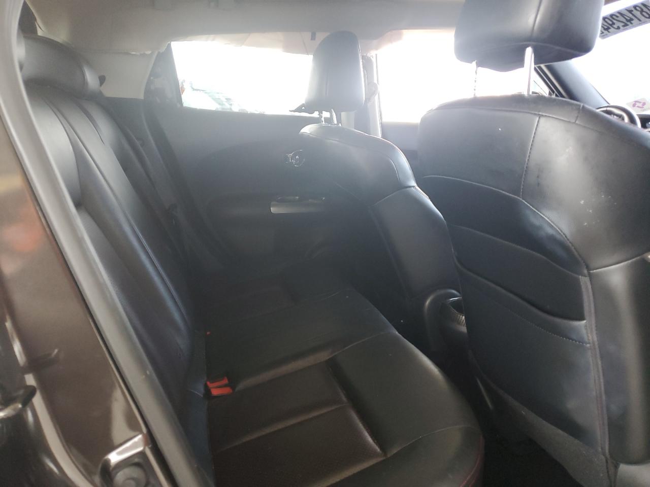2011 Nissan Juke - Image 10