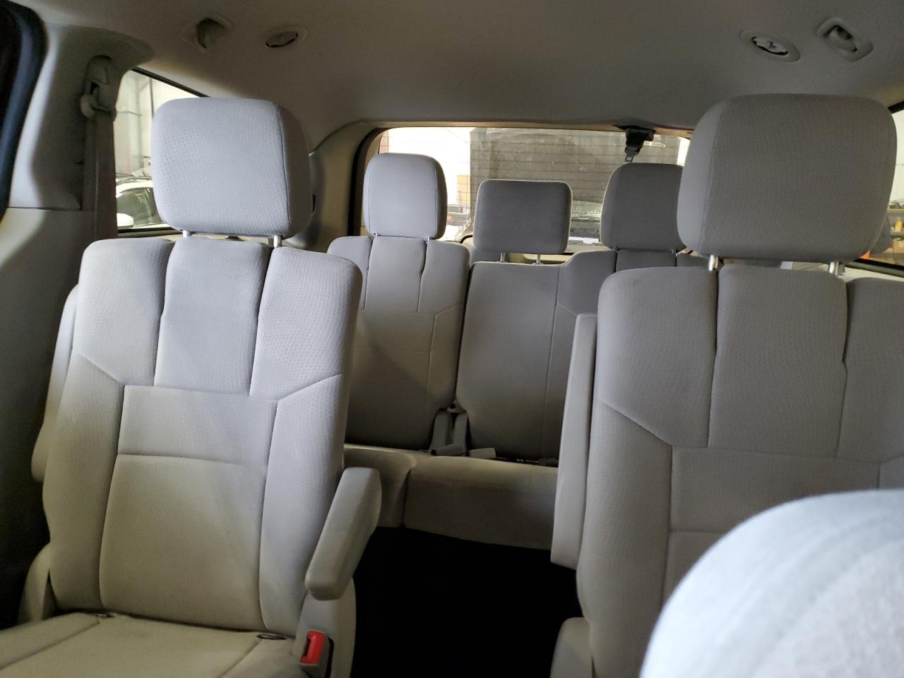 2012 Dodge Caravan - Image 10