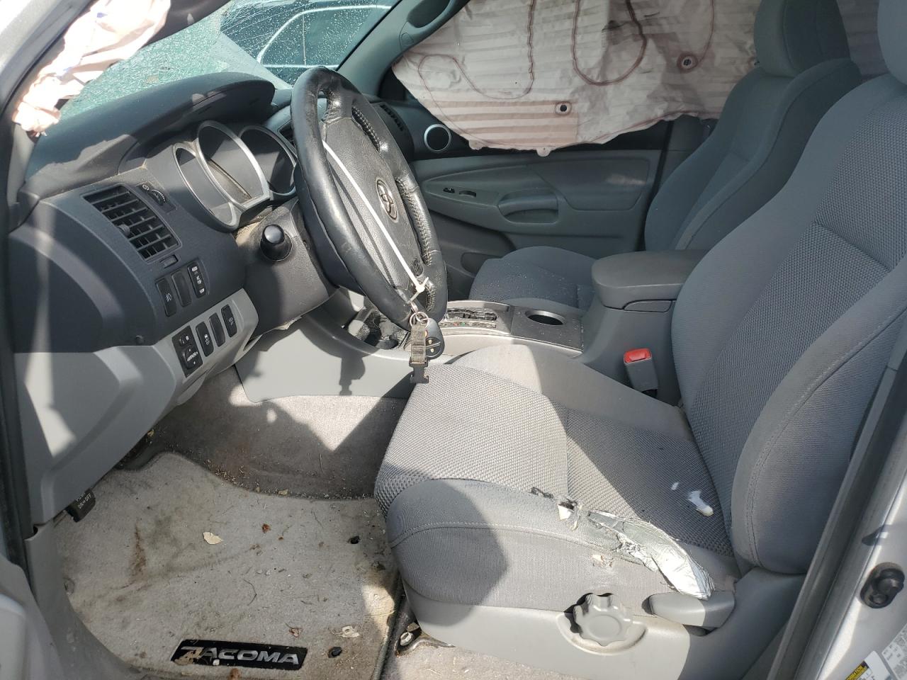 2010 Toyota Tacoma - Image 7