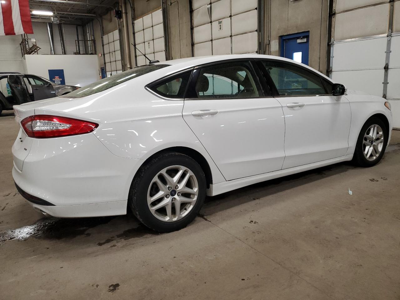 VIN 3FA6P0H73GR344316 2016 FORD FUSION no.3