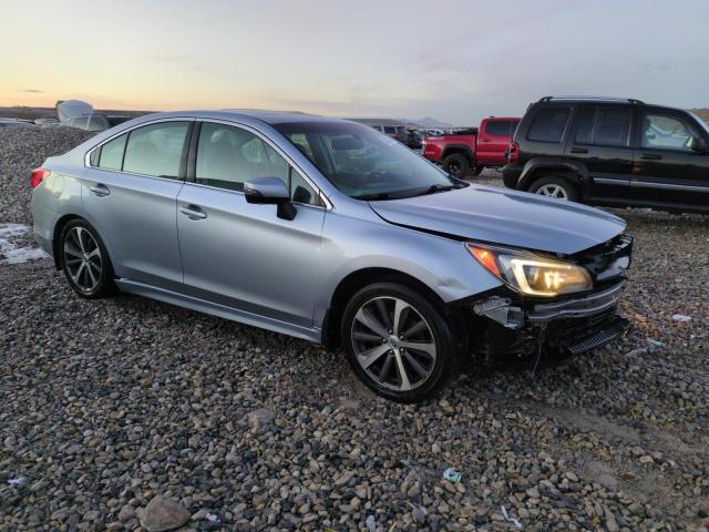  SUBARU LEGACY 2015 Srebrny