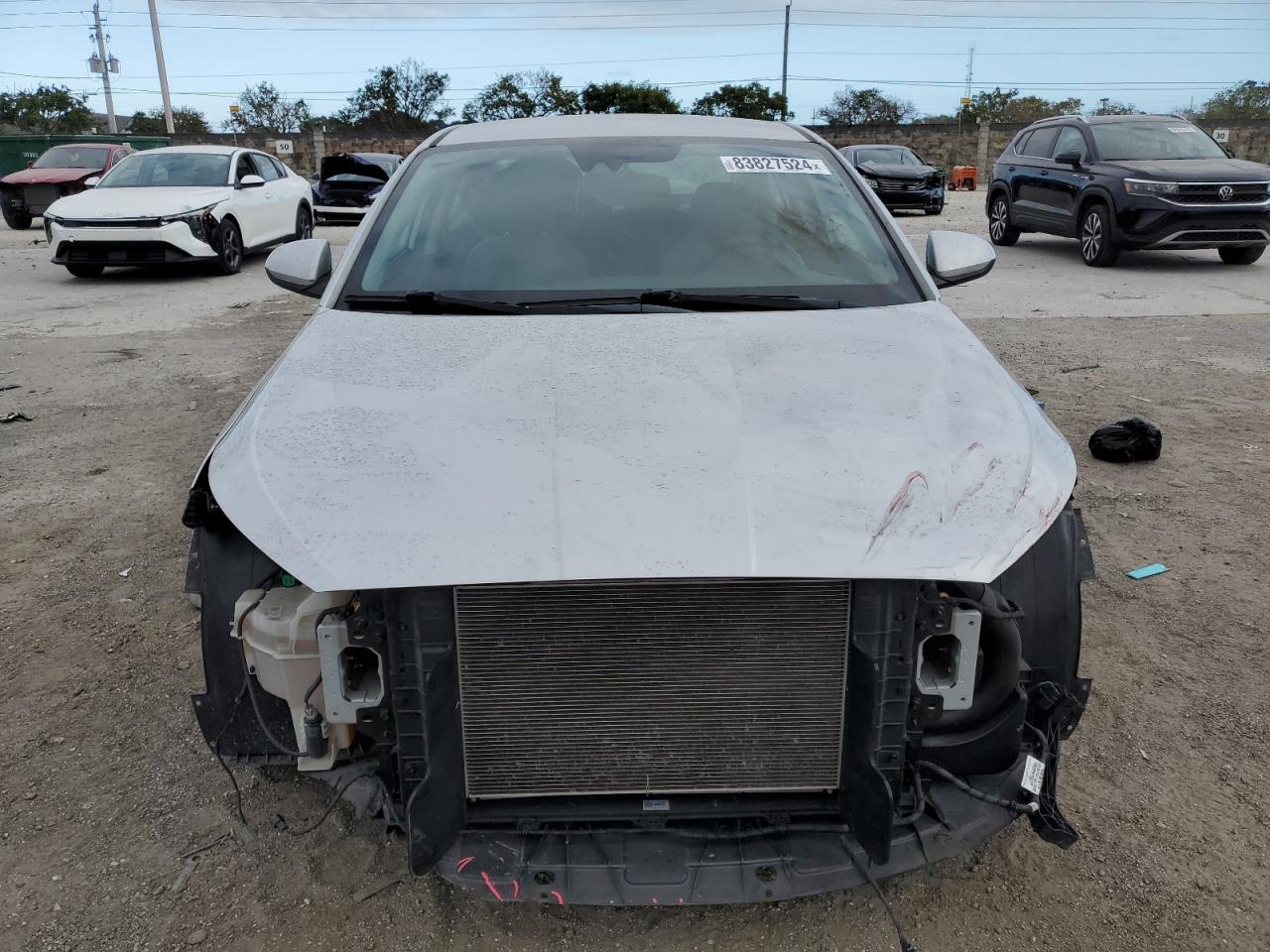 2019 Hyundai Elantra - Image 5
