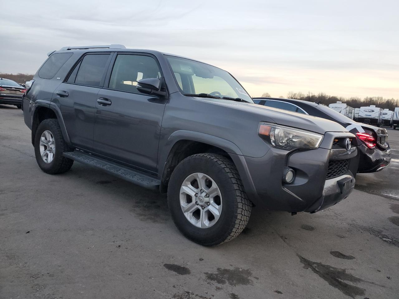 VIN JTEBU5JRXF5217330 2015 TOYOTA 4RUNNER no.4