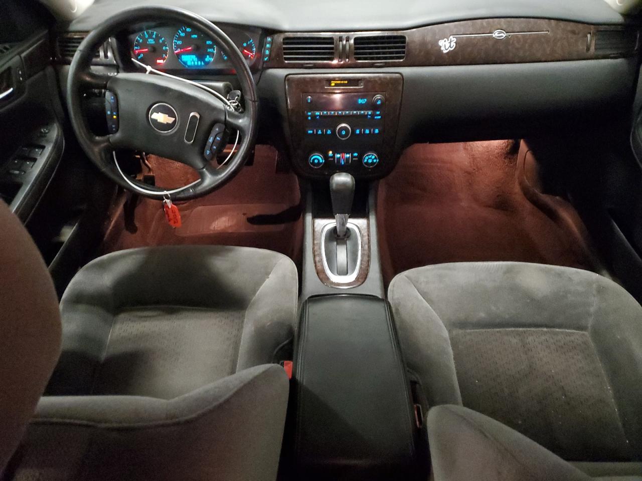 2012 Chevrolet Impala - Image 8
