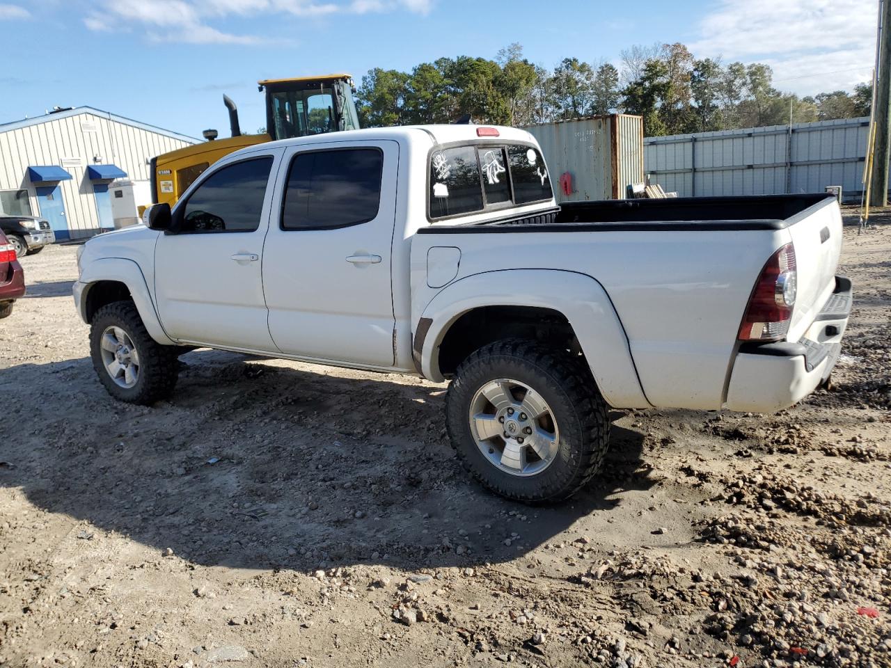 VIN 3TMLU4EN3EM147186 2014 TOYOTA TACOMA no.2