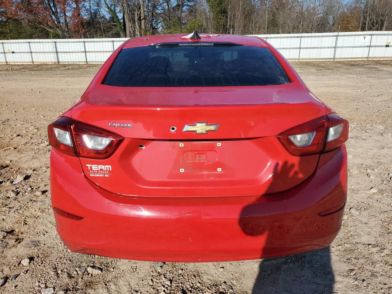 VIN 1G1BC5SM4H7273676 2017 CHEVROLET CRUZE no.6