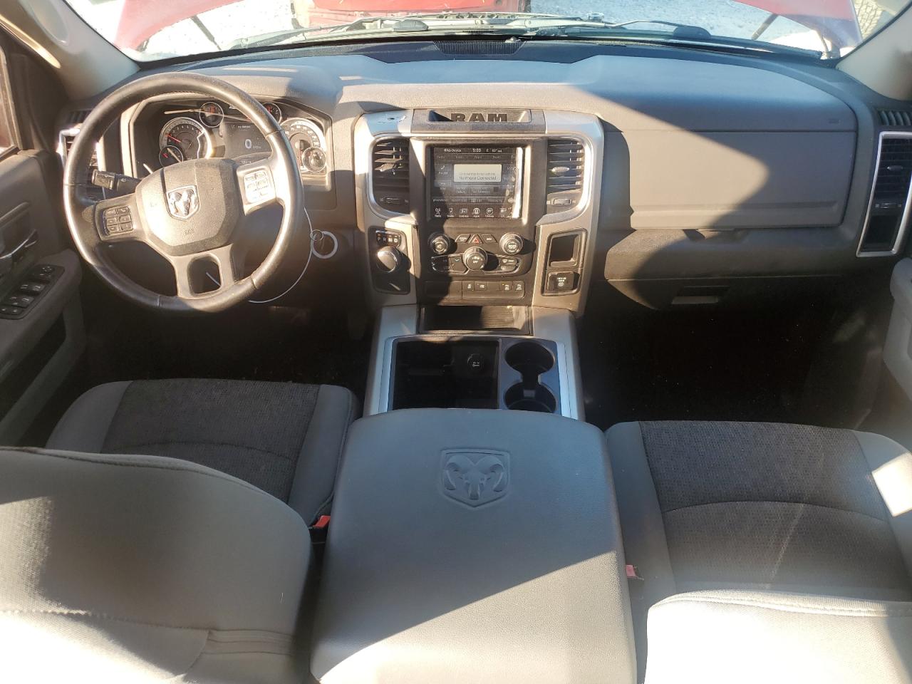 2015 RAM 1500 - Image 8