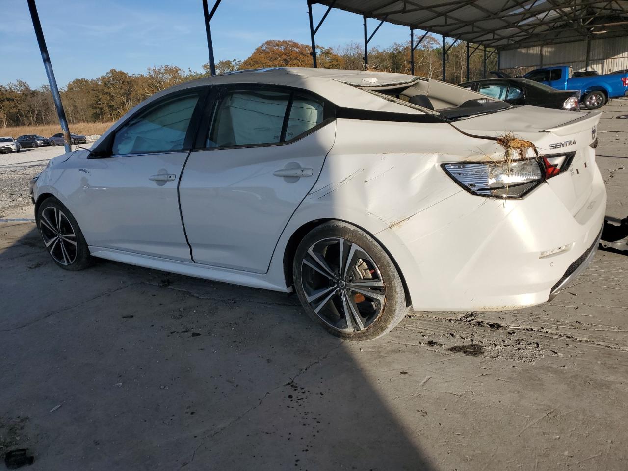 2022 Nissan Sentra - Image 2