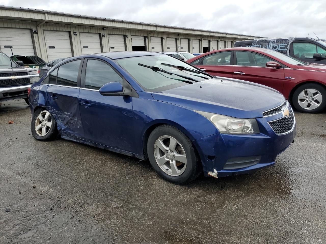 VIN 1G1PC5SB7D7196249 2013 CHEVROLET CRUZE no.4