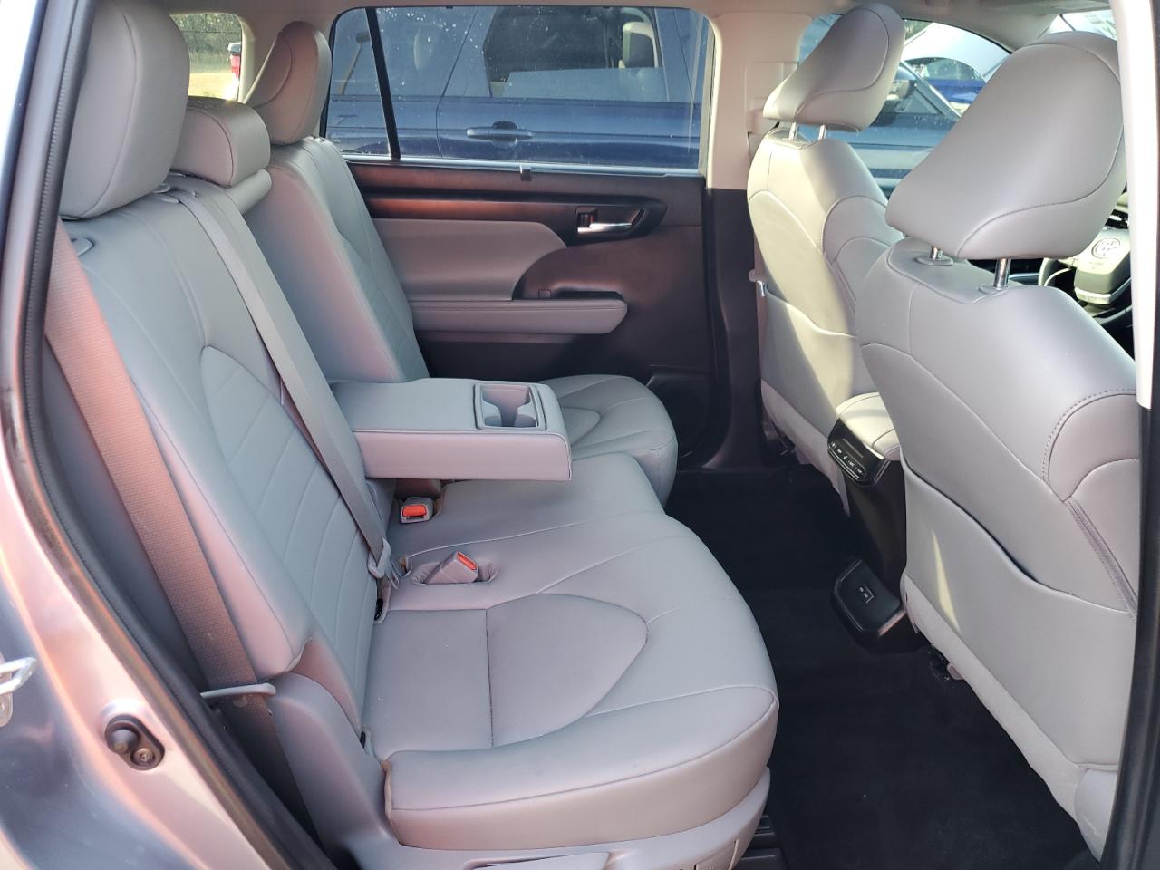 2022 Toyota Highlander Xle VIN: 5TDHZRAH7NS116348 Lot: 79582294