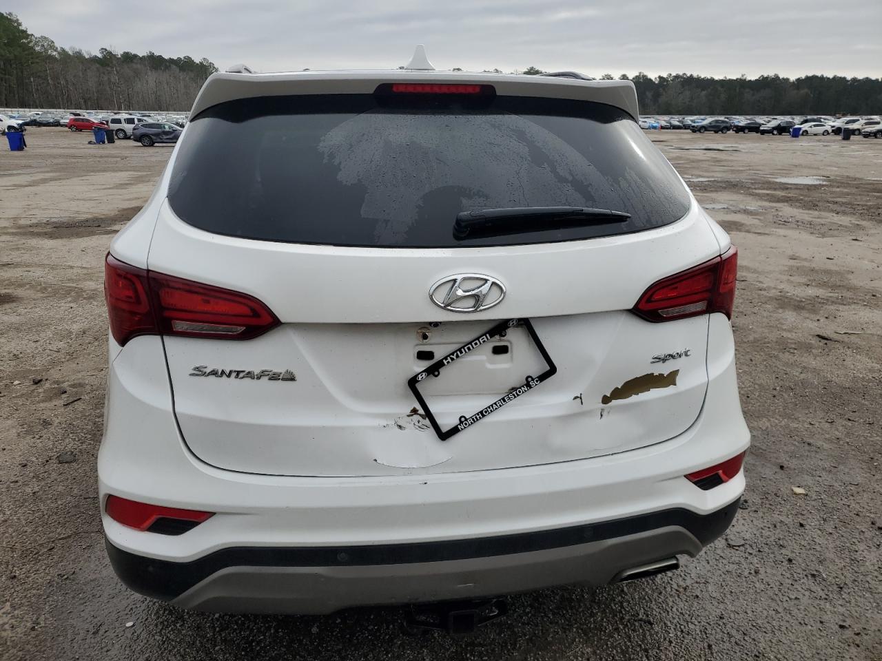 2018 Hyundai Santa Fe - Image 6