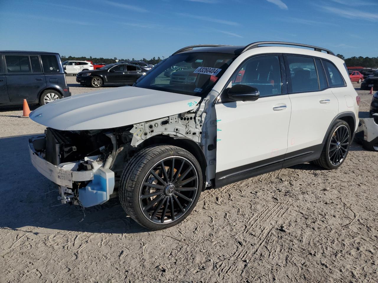 2022 Mercedes-Benz GLB - Image 1