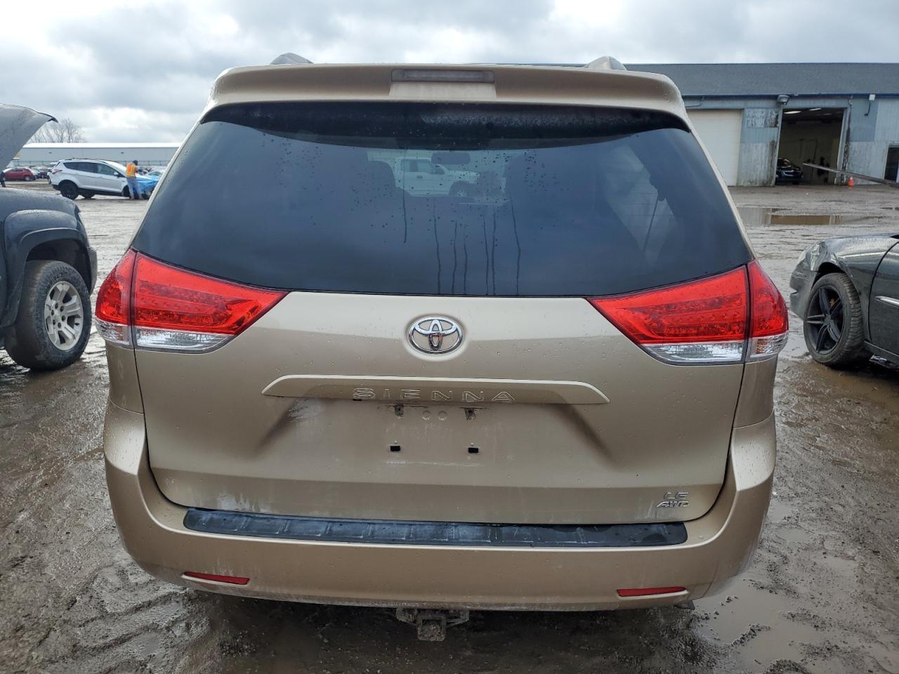 VIN 5TDJK3DC4ES073008 2014 TOYOTA All Models no.6