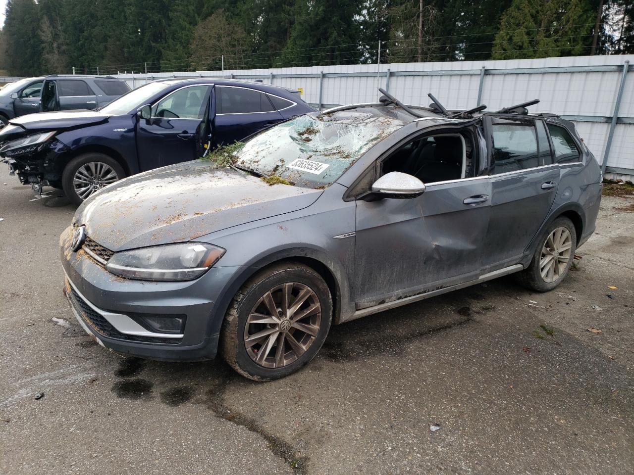2018 Volkswagen Golf - Image 1