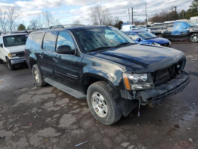  CHEVROLET SUBURBAN 2013 Czarny