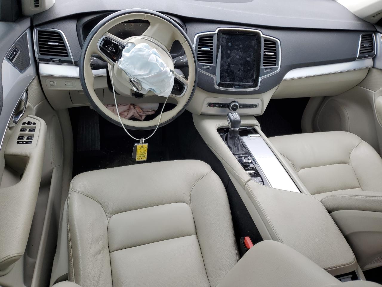 2018 Volvo Xc90 T6 VIN: YV4A22PK8J1389366 Lot: 86246824