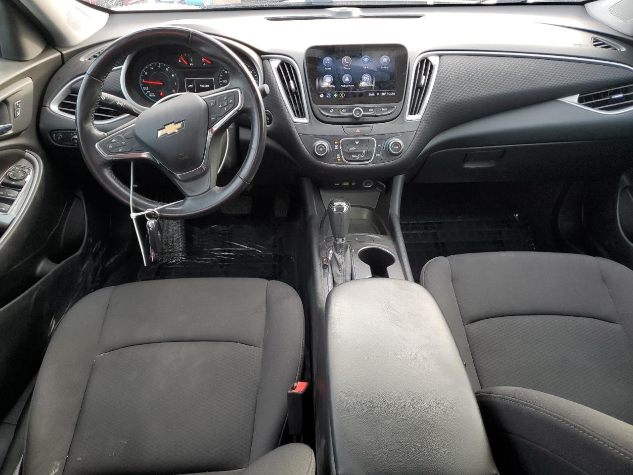 2019 Chevrolet Malibu - Image 8