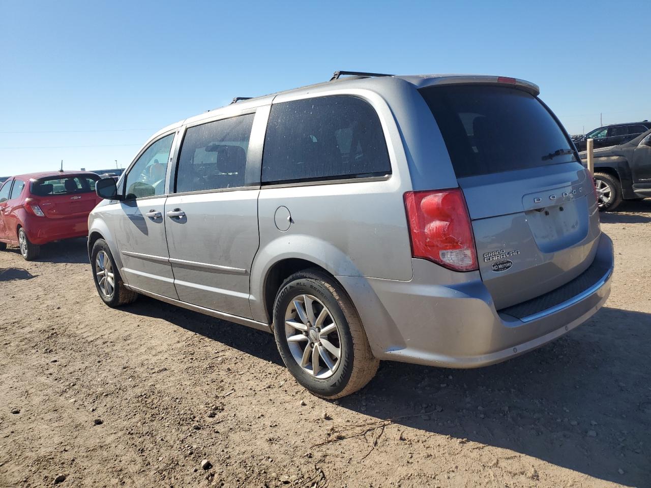 2013 Dodge Caravan - Image 2