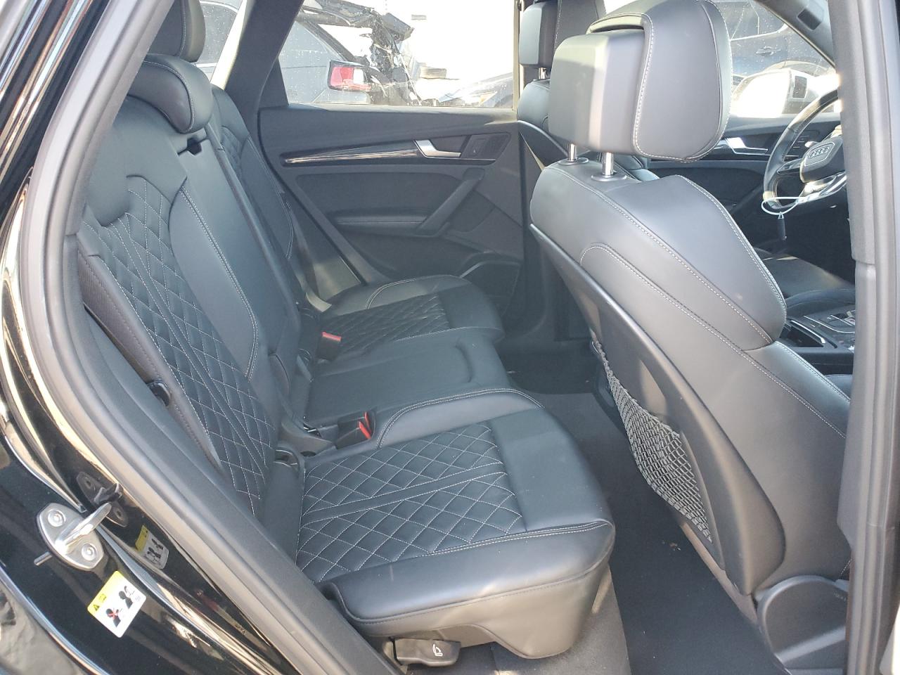 2018 Audi SQ5 - Image 10