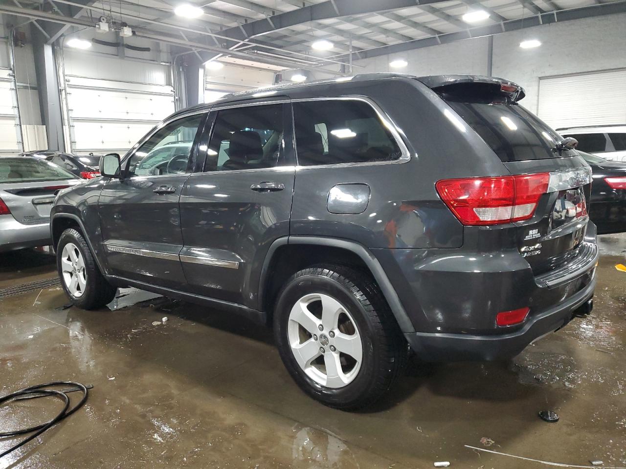2011 Jeep Grand Cherokee - Image 2