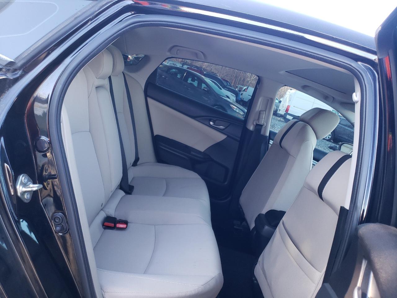 2017 Honda Civic - Image 10